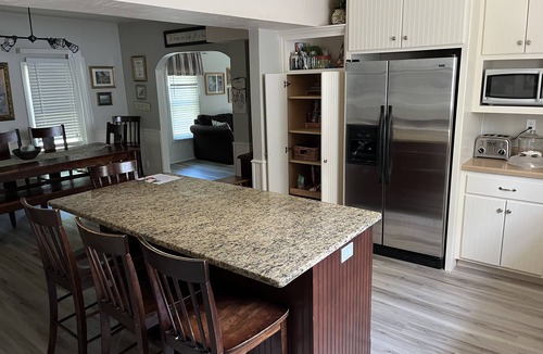 Oshkosh House | Oshkosh EAA Rental.1 mile from AirVenture