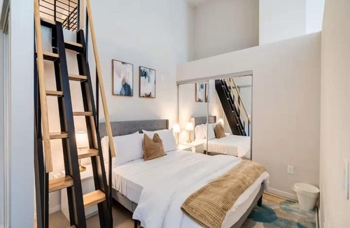 Downtown Cincinnati Apartment | OTR Gym Pool Free parking walk to stadiums