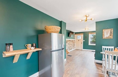 New Albany House | Our Townhouse Cottages