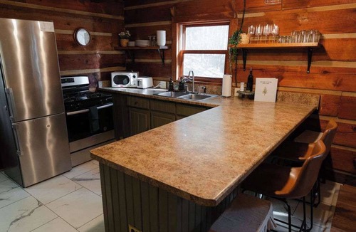 Rockbridge Cabin | Outdoors Sleeps7 Family Getaway Fun Arcade
