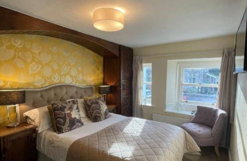 Gayle Hotel | OYO Cocketts Hotel