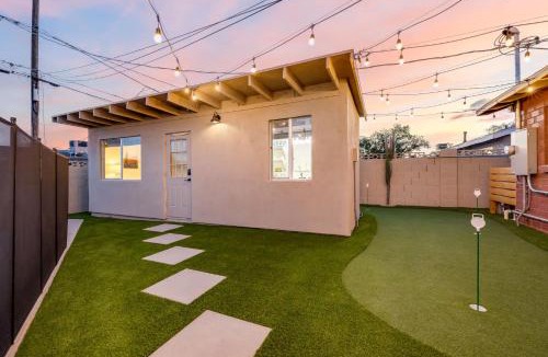 Scottsdale Estates Six House | Painted Sky Ranch - Guest House Large Pool & Putt