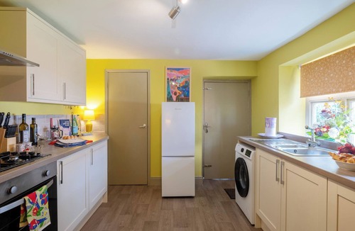 North Bitchburn Cottage | PALACE GARDEN COTTAGE, pet friendly, with a garden in Bishop Auckland