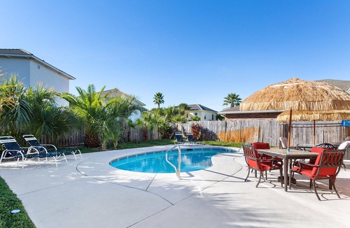 Miramar Beach House | Palm Breeze II - Heated Pool, Private Beach Access, Complimentary Beach Service!