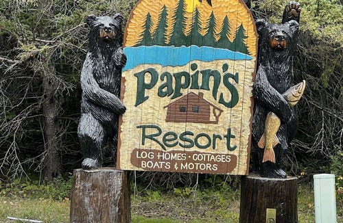 Drummond Cabin | Papins Resort Cabin #6