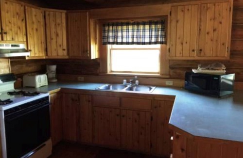 Drummond Cabin | Papins Resort Cabin #8