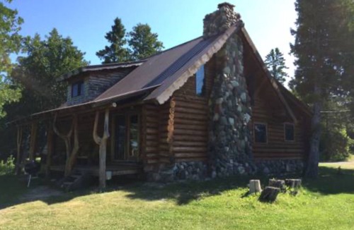 Drummond Cabin | Papins Resort Cabin #8