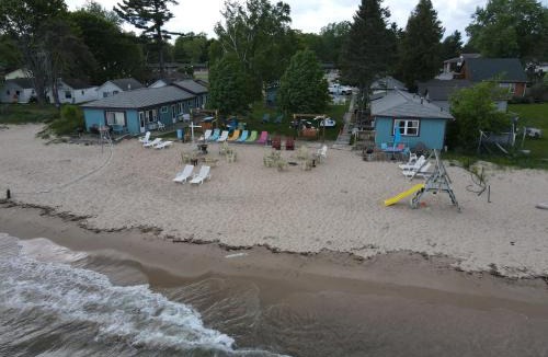 Tawas City House | Paradise Beach resort