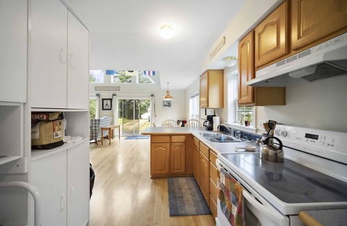 Carp Lake Cottage | Paradise Chalet on Paradise Lake