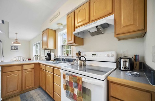 Carp Lake Cottage | Paradise Chalet on Paradise Lake