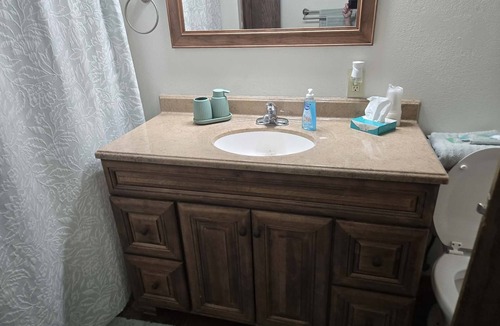 Red Lake Falls Hotel | Paradise Falls Motel & Liquor LLC