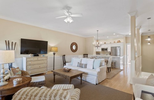 Watercolor Condo | Park District of Watercolor | Park View | Huge Balcony | Central Location!