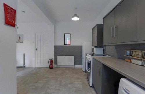 Cullercoats House | Pass the Keys | Seaside Sanctuary, Cullercoats – Walk to the Beach