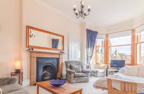 Morningside Apartment | Pass the Keys | Spacious and Bright property, in Chic Morningside! Sleeps up to 6 guests