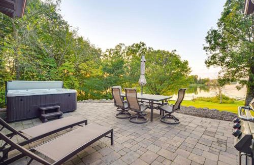 Siren House | Patio, Views & Hot Tub: Quiet Lakeside Cabin