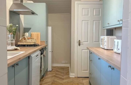 Cullercoats Apartment | Paupie’s Place Seaside Stay