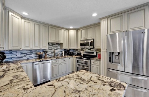 Shelbyville House | Peace and Quiet Close to Louisville - 80+ Acres