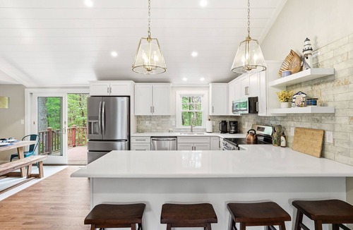 East Dennis House | Peaceful 2-bedroom house with AC in charming Dennis