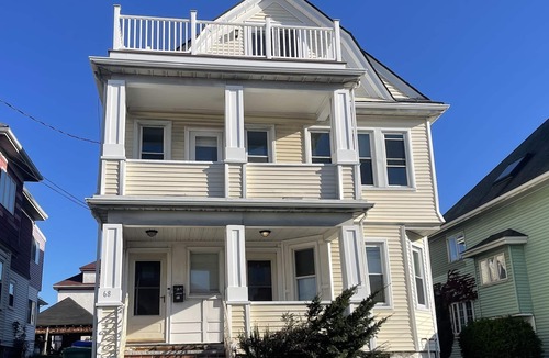 Medford Apartment | Peaceful, bright family home near Hospitals, Encore casino, T station.
