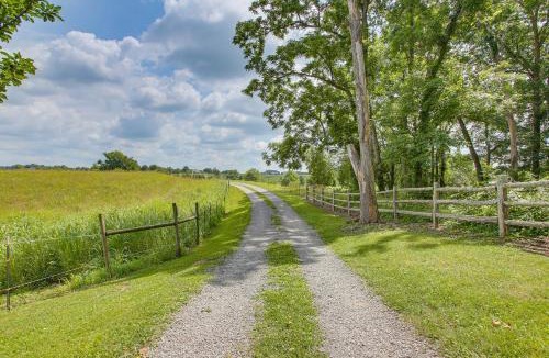 Portland House | Peaceful Cabin Between Nashville & Bowling Green!