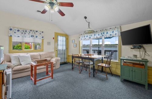 Eastham Cottage | Peaceful Covefront Cottage Retreat in Eastham