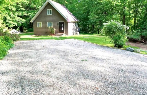 Otis House | Peaceful Getaway in the Berkshires