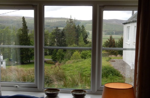 Woodend House | Peaceful Highland cottage sleeping 6 in comfort