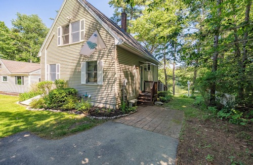 North Windham House | Peaceful Lakeside Oasis Near City Amenities