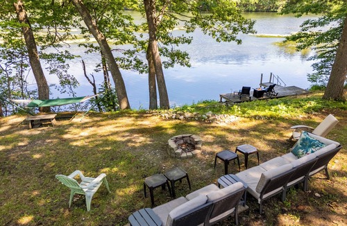 North Windham House | Peaceful Lakeside Oasis Near City Amenities