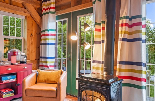 Bethel Cabin | Peaceful Mountain Escape Hot Tub Dogs Welcome