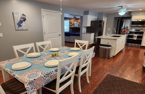Cheboygan House | Peaceful & private Mullett Lake haven