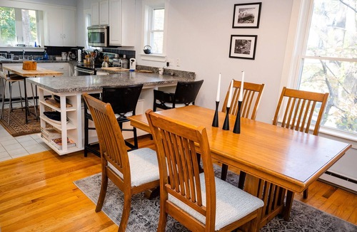 Cape Neddick House | Peaceful retreat among the trees only a five minute walk to Perkins Cove