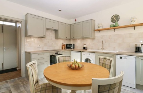 Gattonside Apartment | Pear Cottage, Melrose