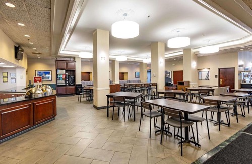 Downtown St. Louis Hotel | Pear Tree Inn St. Louis Near Union Station