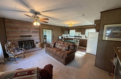 Millersburg House | Pebble Beach Pines Lakehouse