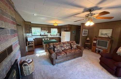 Millersburg House | Pebble Beach Pines Lakehouse
