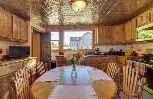 Pellston House | Pellston Farmhouse w/Snowmobile Trail Access!