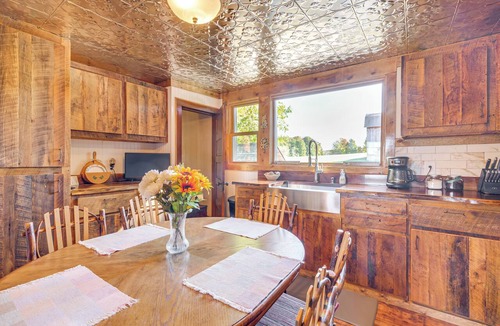 Pellston House | Pellston Farmhouse w/Snowmobile Trail Access!