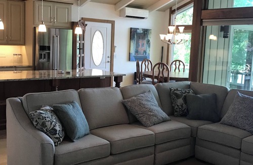 Pentwater Cottage | Pentwater Oasis, 4-bedroom house on Pentwater Lake, private docks available