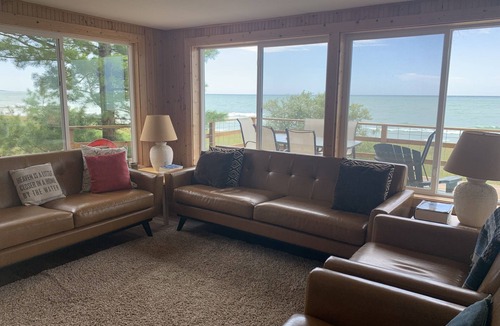 Pentwater Cottage | Pentwater On-Beach with Private Beach and the Areas’s Best Views