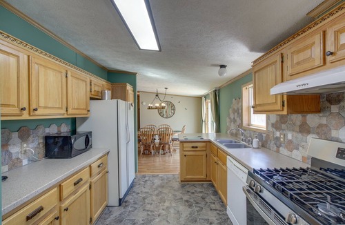 Lyndon Station House | People & Paws Home w/Fenced Yard by the Dells!