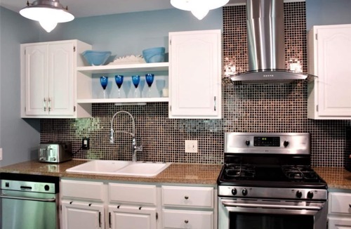 Greilickville House | Perfect Getaway - 5 min walk to beach, Tart trail, boat/kayak launch