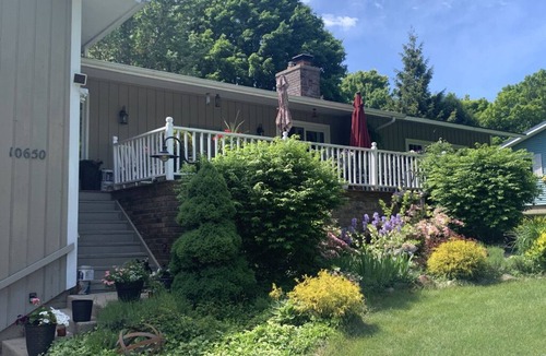 Greilickville House | Perfect Getaway - 5 min walk to beach, Tart trail, boat/kayak launch