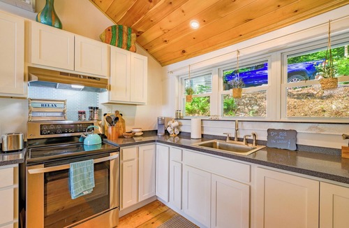 Winthrop Cabin | Perfect getaway on the lake!