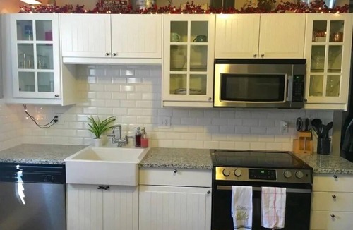 Clifton Apartment | PERFECT Location- beautifully updated 2 BR! UC, Downtown, OTR, Hosptials