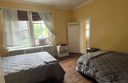 Fond du Lac Apartment | Perfect location-short walk to downtown and Lakeside Park Close to hwy 41 & 151