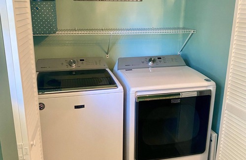 Bellaire House | Perfect location, Short walk to downtown Bellaire, Dog Friendly,