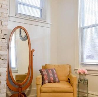 Crafton House | Perfect Pittsburgh Home Close To City & Airport