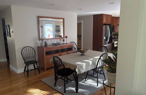 Lagoon Heights House | Perfect Vineyard escape steps away from Lagoon Pond and Oak Bluffs