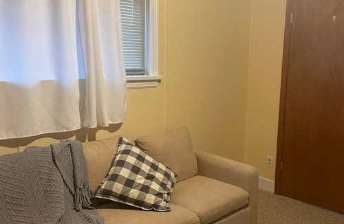 Sault Ste. Marie House | Pet friendly 3-bedroom duplex near downtown in Sault Ste. Marie, Michigan